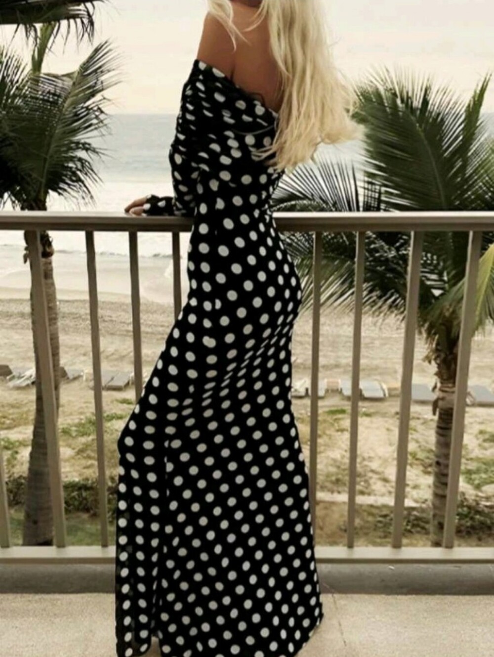 Women's Young, Fashionable, Romantic, Elegant Long Sleeve Classic Polka Dot - Picture 2 of 5